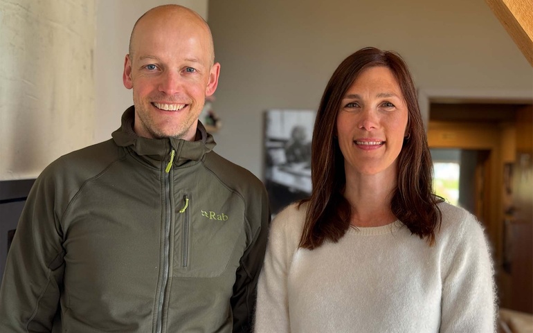 Robert Smith og Marit Knapstad, forskere ved Folkehelseinstituttet