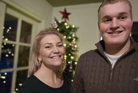 Tina Boye og en ungdom