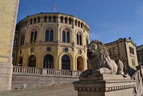 Stortinget, Løvebakken 