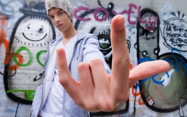 Ungdom og grafittivegg