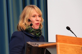 Anniken Huitfeldt, arbeidsminister