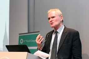 Tom Burns