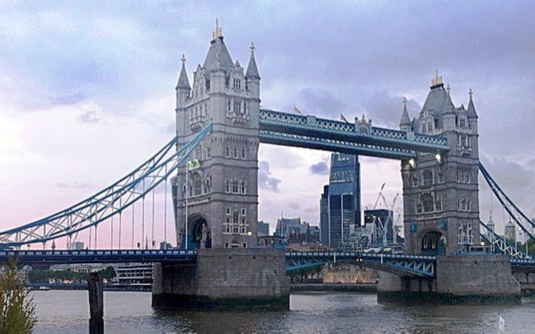 London Brigde (636 x 390)