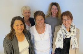 Siri Kveller, psykolog, Åshild Bergstøl, prosjektansvarlig,Mette Kaarstein, prosjektleder, Torhild Olsen, barnevernspedagog og sexolog, Anne Helga Johnsbøen, spesialsykepleier