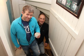 Jimmy Pedersen og Asbjørn Larsen driver Kafe X i Tromsø