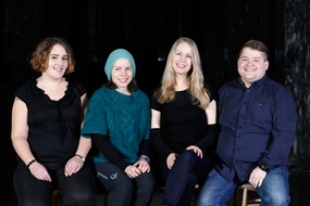 Ruth Andrea, Maria, Gunnhild (regissør) og Benjamin, Stemmene i hodet