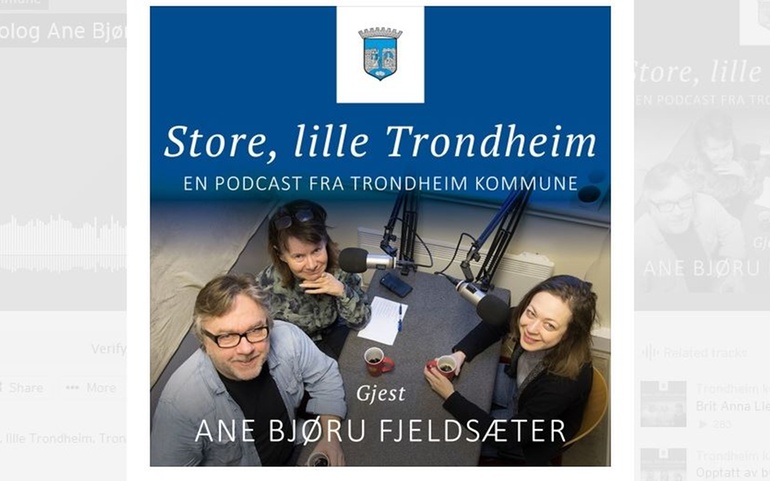 Foto fra podcast studio Store Lille Trondheim - episode m eldrepsykolog Ane Bjøru Fjeldsæter