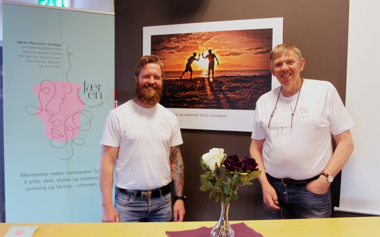 Tor Arne Riskedal (t.v.) og Steinar Trefjord i Jæren Recovery College