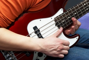 Gitarspill. Illustrasjonsfoto: www.colourbox.no.
